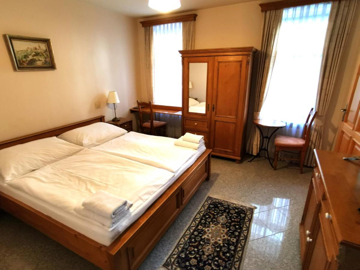 Rezidence Zvon Hotel Znojmo Bagian luar foto