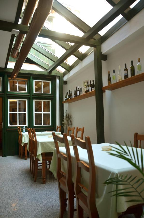 Rezidence Zvon Hotel Znojmo Bagian luar foto