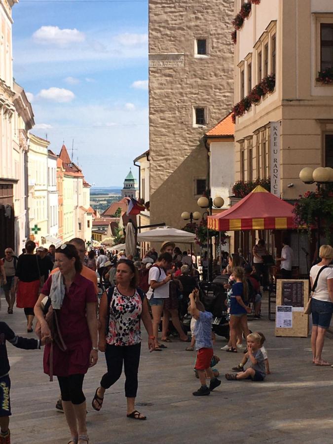 Rezidence Zvon Hotel Znojmo Bagian luar foto