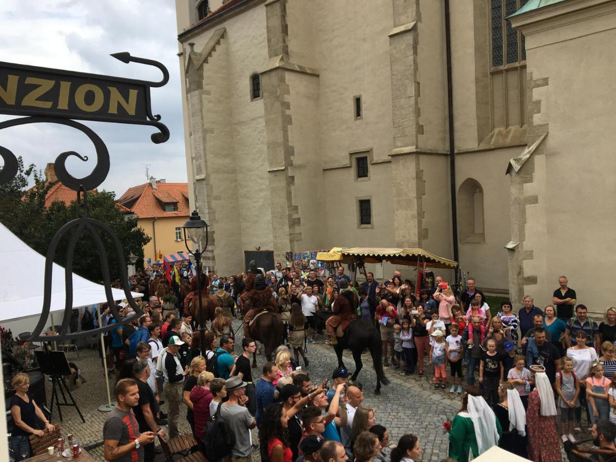 Rezidence Zvon Hotel Znojmo Bagian luar foto